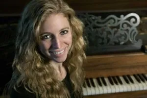 Amy Erhard Altitunes piano teacher